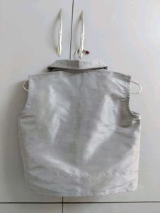 Stylish Sleeveless Grey Crop Top