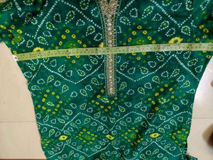 Green Bandhani Print Kurta with sequin work