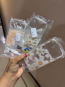 iphone 17 pro Cute Daisy & Pearl Phone Cases