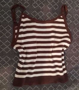 Fitted Sleevless Crop Top