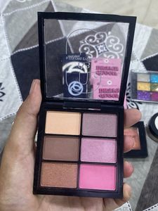 Versatile Eyeshadow Palette
