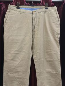 Men's Classic Khaki Chinos