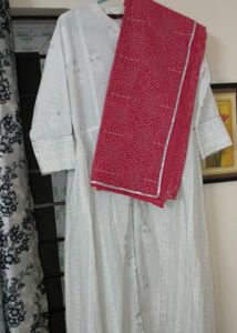 Women's Sangria White Kurti Set