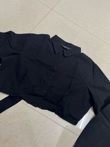 roadster crop black cut out shirt