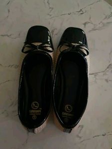 korean Beige and Black Ballerina Flats