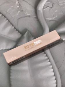 Carolina Herrera 212 VIP Rose Perfume