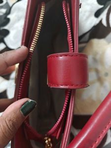 Chic Red Shoulder Bag