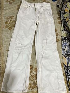 NUON white jeans🤍