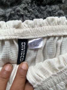 H&amp;M Off-Shoulder Cropped Top