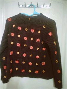 Urgent Sell Floral Embroidered Burgundy Sweater
