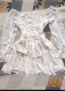 Chic White Ruffled Mini Dress