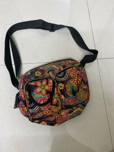 Vibrant Floral Print Crossbody Bag