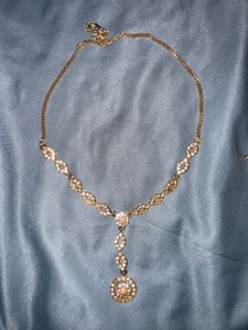 Elegant Gold-Tone Pendant Necklace