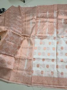 White &amp; Peach Banarasi Saree