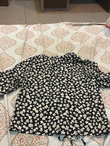 Chic Floral Print Long Sleeve Blouse