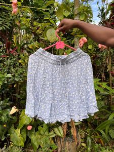 Cute Floral Print Shorts