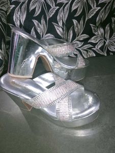 ✨ Premium Silver Sparkling Heels  LIKE NEW