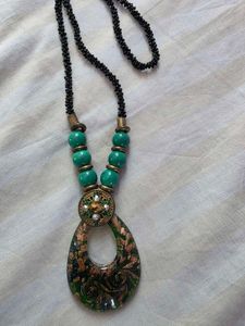 set of 3 statement neck pieces