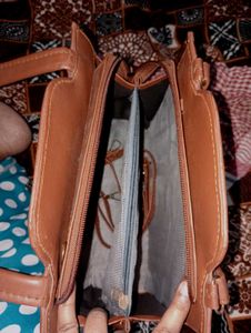 BROWN SLING🤎