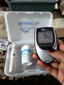 Glucometer kit- Dr. Morepen Gluco one