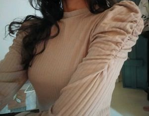Grey Puff Sleeve Ribbed Top