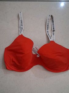 32DDD Victoria's Secret Red Bra