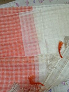 Peach &amp; Cream Checked Saree with Golden Border | E