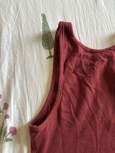 Ribbed Burgundy Crop Tank Top