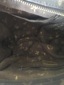 LV Louis Vuitton ( 1st Copy) Handbag