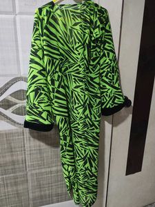 Green &amp; Black Print Kurta Set