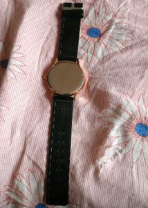 New Unused  Quartz Watch with Mesh Strap