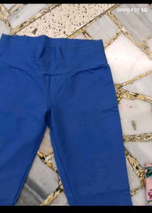 BLUE JEGGINGS FLORAL TOP