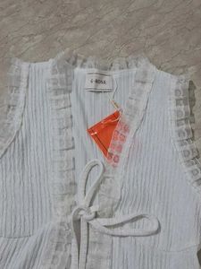 Chic White Lace Trimmed Crop Top