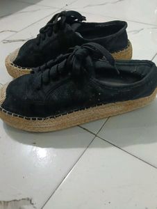 Stylish Black Espadrille Sneakers