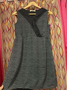Chic Sleeveless Grey Floral Print Dress
