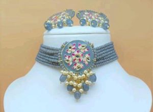 Grey Kundan Choker Set
