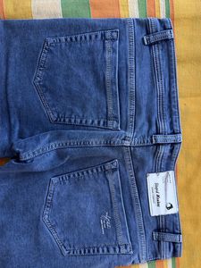 Stylish Blue Wash Jeans