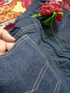 Short Length Style Jeans