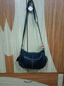Chic Black Leather Shoulder Bag