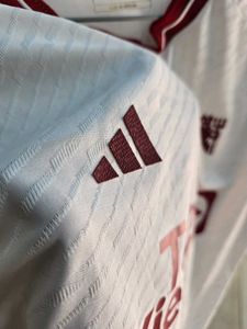 Manchester United Jersey - White 23/24