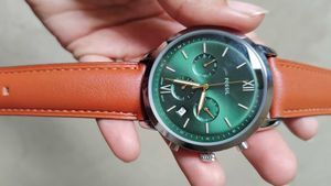 Fossil Watch - Green Dial Chronograph