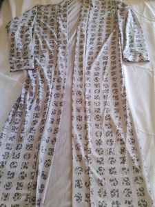 Lightweight Printed Robe