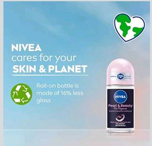 Pack of 4 - Full size Nivea Pearl &amp; Beauty Deodora