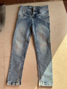 Distressed Wash Jeans
