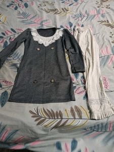 Girls Grey Kurta Set with Lace Detail