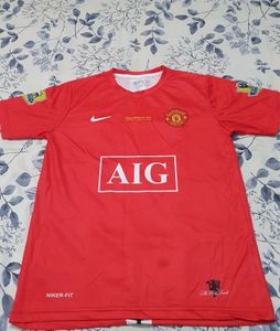United Manchester CR7 jersey.