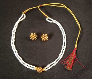 Pearl Necklace & Earrings Set
