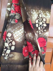 Beautiful Floral Print Saree