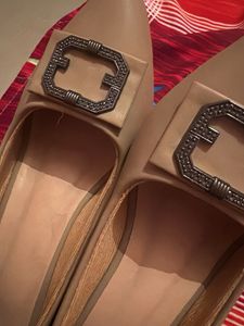 Elegant Beige Heels with Decorative Buckle