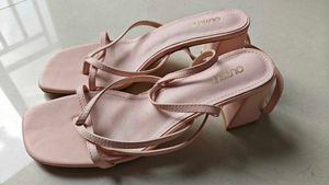 outryt Chic Pink Strappy Block Heel Sandals
